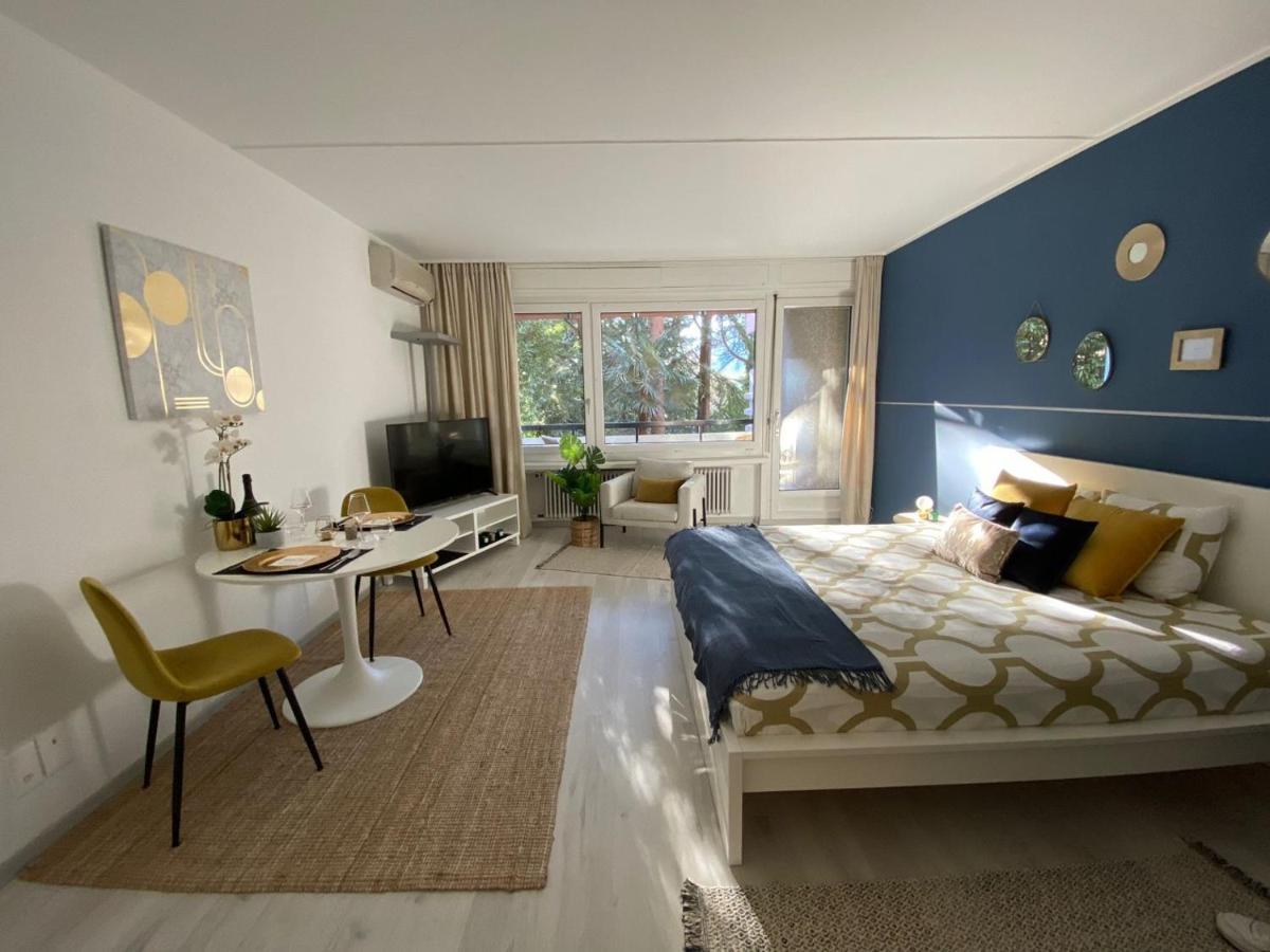 Luganersee, Pool, Strand, Parkplatz, Suite Bissone Kültér fotó